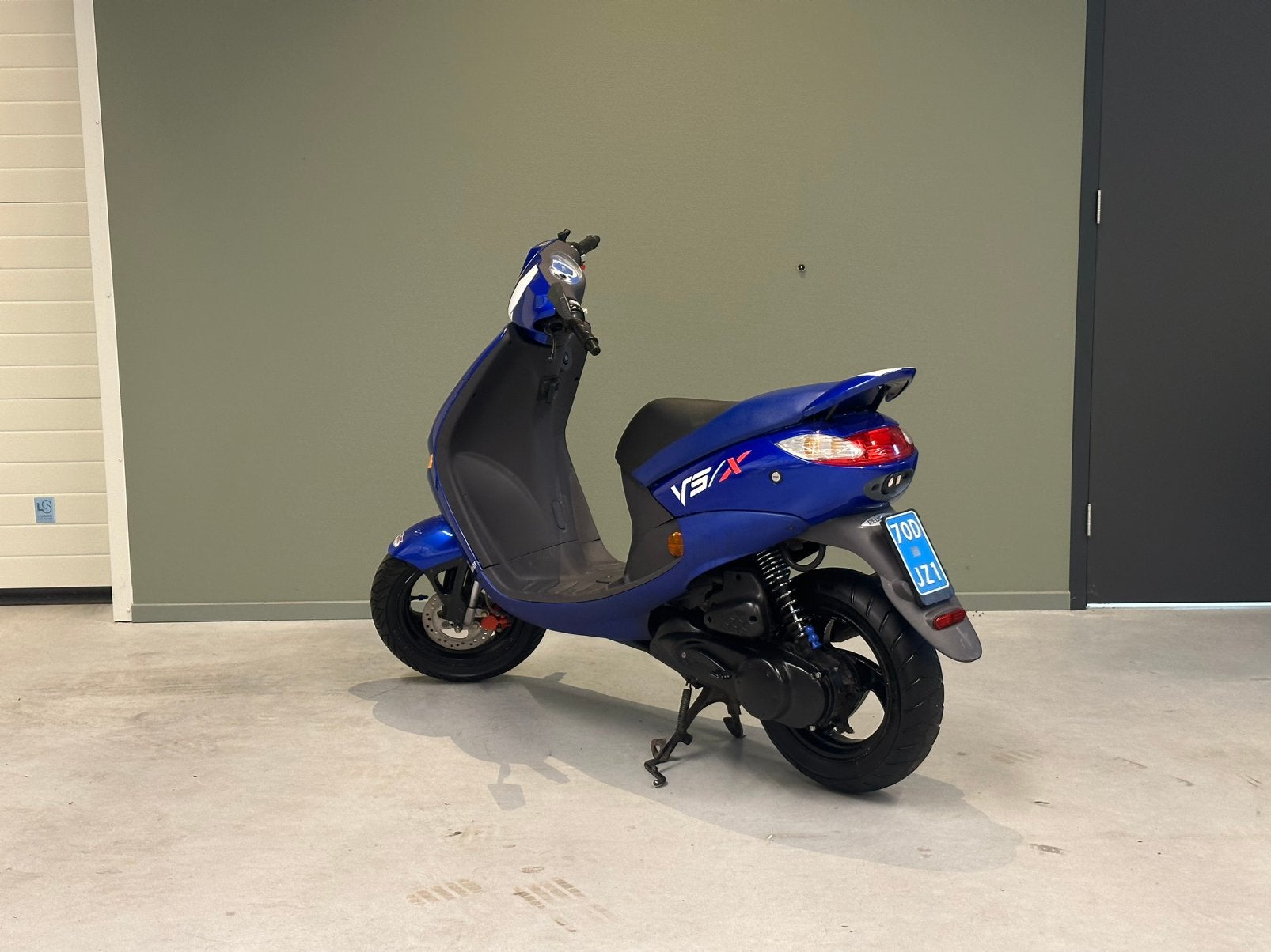 Foto 2 van Peugeot Vivacity VSX 70cc DR | 2005 | 4.684 km | Snorscooter