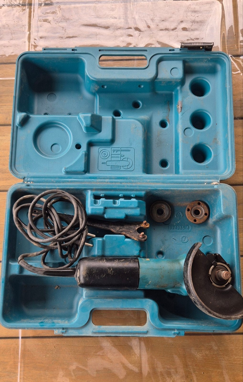 Makita 9558HNP Haakse Slijper - 840W, 125mm, Doe-het-zelf en Verbouw, Ophalen, Gebruikt, 600 tot 1200 watt
