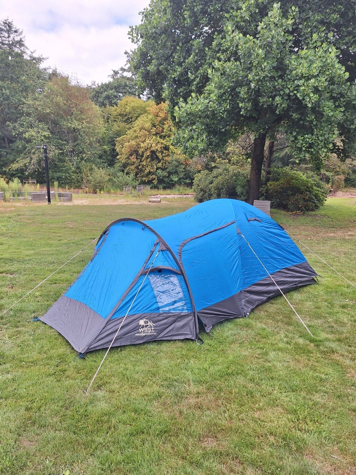 Wildebeast tent makyakora, Ophalen of Verzenden, Zo goed als nieuw, Tot en met 3
