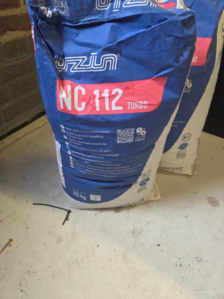 UZIN NC 112 Turbo egalisatiemassa 20 kg, Ophalen, Overige materialen, 30 cm of meer, 50 tot 150 cm