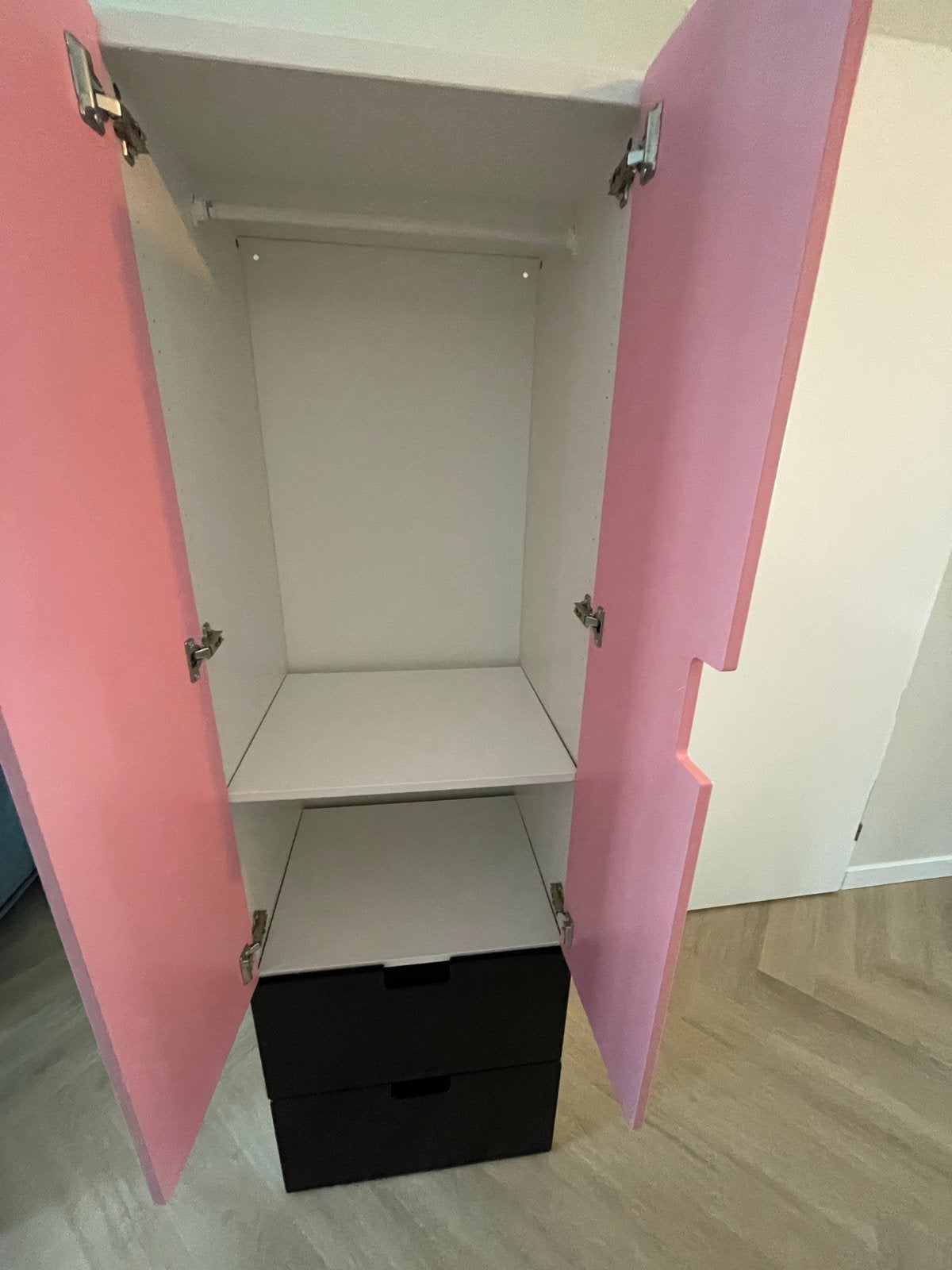 Leuke kledingkast  ikea, Ophalen, Gebruikt, 50 tot 100 cm, Met lade(s)
