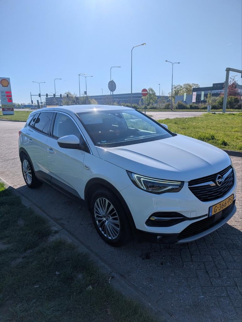 Opel Grandland X 1.2 Turbo 130pk S&S Aut 2019 Wit, 15 km/l, 1199 cc, Leder en Stof, Wit