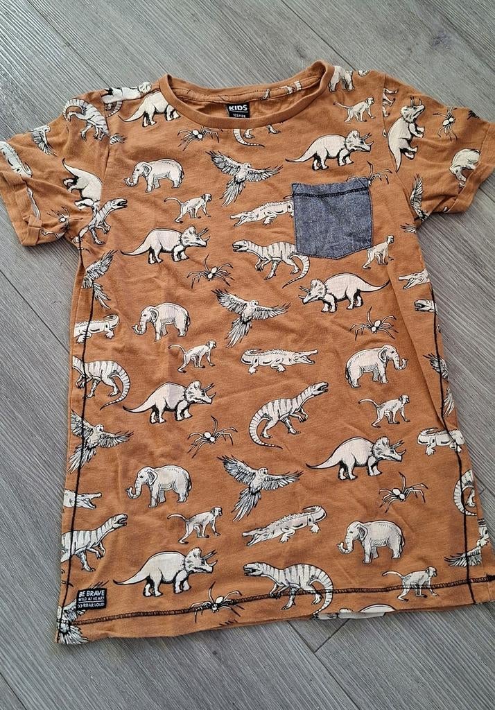 T-shirt met dierenprint 122-128, Ophalen of Verzenden, Jongen