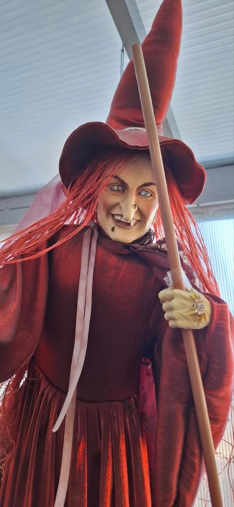 Heks Halloween Decoratie met Bezem - Griezelig & Feestelijk, Ophalen, Halloween of Griezel
