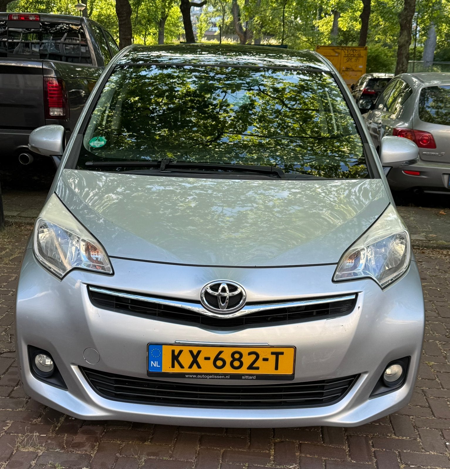 Toyota Verso-S 1.3 Vvt-i 2012 Grijs achteruitcamera!!, Auto's, Toyota, Particulier, Verso-S, ABS, Achteruitrijcamera, Airbags