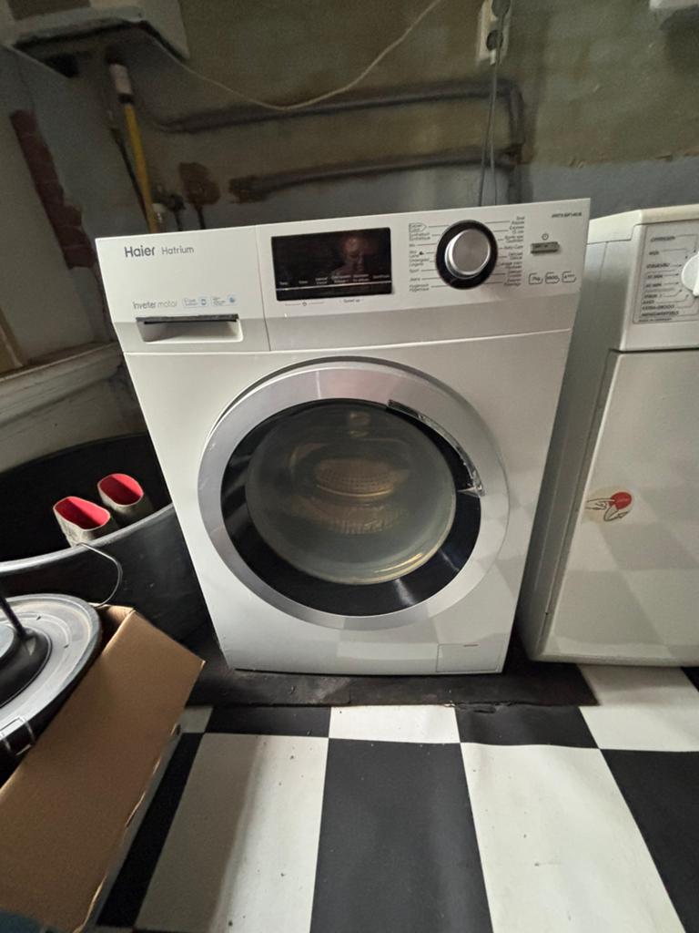 Wasmachine Haier, Ophalen of Verzenden, Zo goed als nieuw, 85 tot 90 cm, 1200 tot 1600 toeren