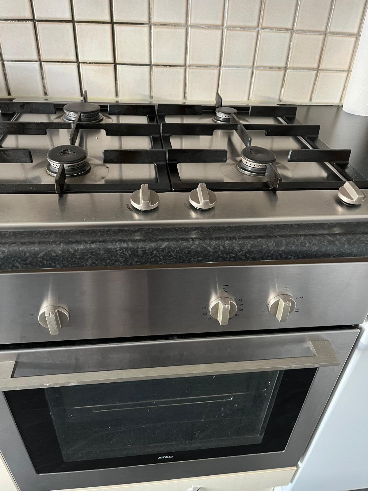 Inbouw oven, Witgoed en Apparatuur, Fornuizen, Ophalen, 4 kookzones, Zo goed als nieuw, Inbouw
