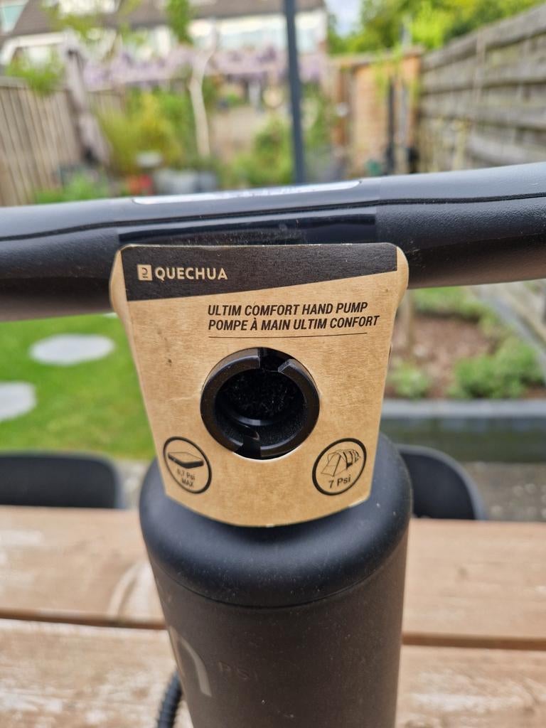 Quechua Ultim Comfort Handpomp met drukmeter, Caravans en Kamperen, Tenten, Ophalen of Verzenden