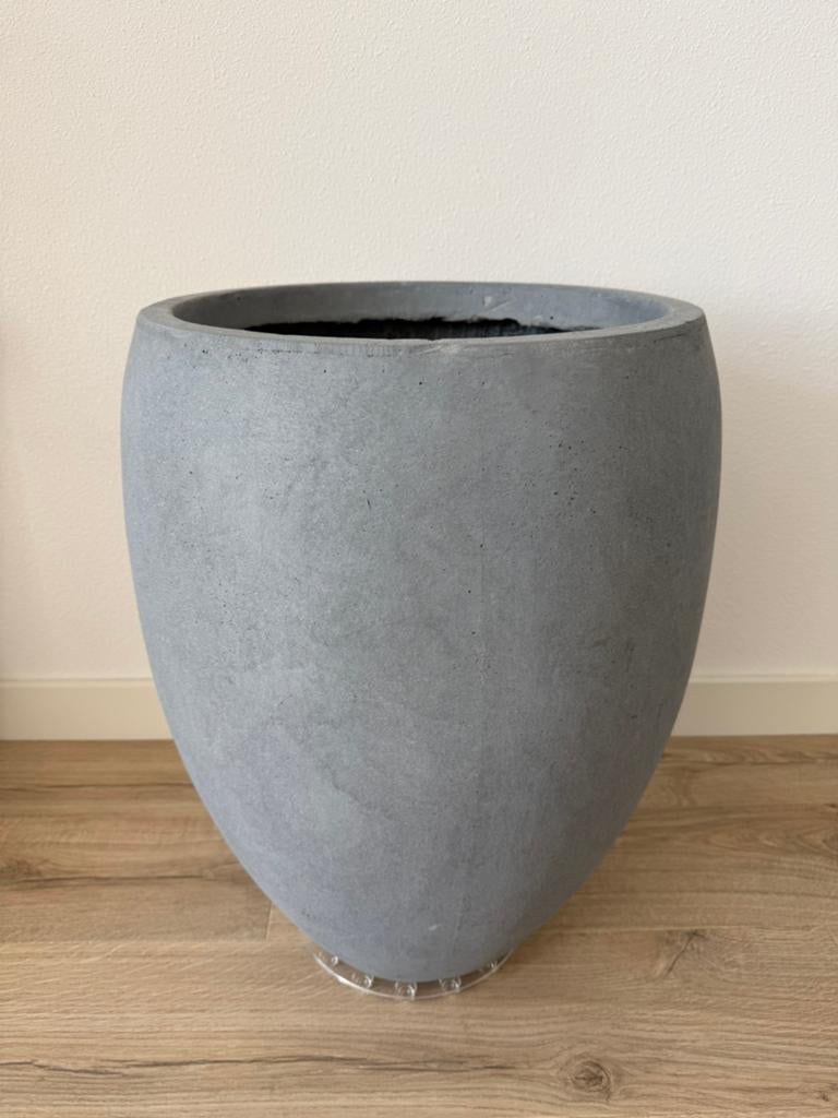 Grote Elho kunststof bloempot voor buiten - 63 cm hoog, Kunststof, Rond, Zo goed als nieuw, Balkon