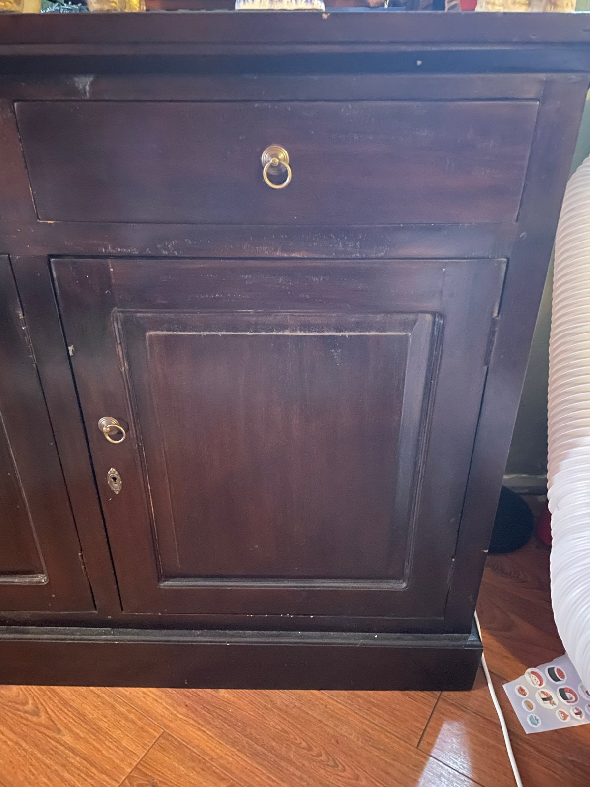 Koloniaal hout dressoir kast met 3 lades en 3 deuren, Ophalen, Gebruikt, 25 tot 50 cm, 150 tot 200 cm