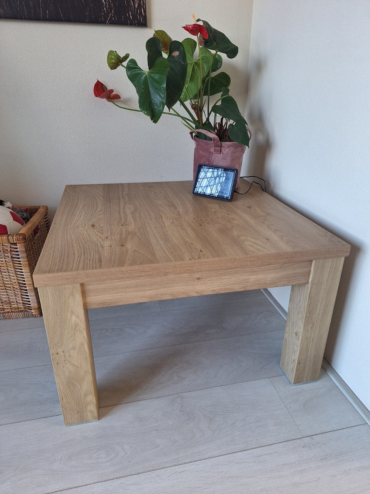 Bijzettafel 70x70x43cm - Licht Eiken Fineer - Onbeschadigd, Huis en Inrichting, Ophalen, Minder dan 45 cm, Vierkant, 55 tot 75 cm