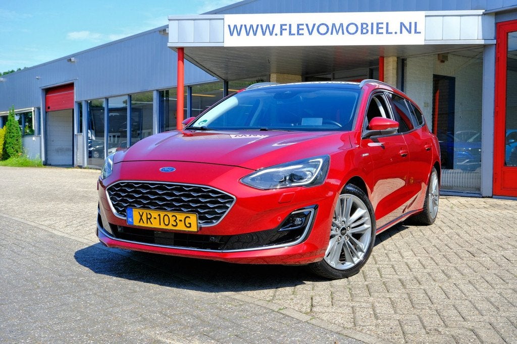 Ford Focus Wagon 1.5 150pk EcoBoost Vignale Aut. Pano|Leder|, Auto's, 1345 kg, Gebruikt, Euro 6, 150 pk