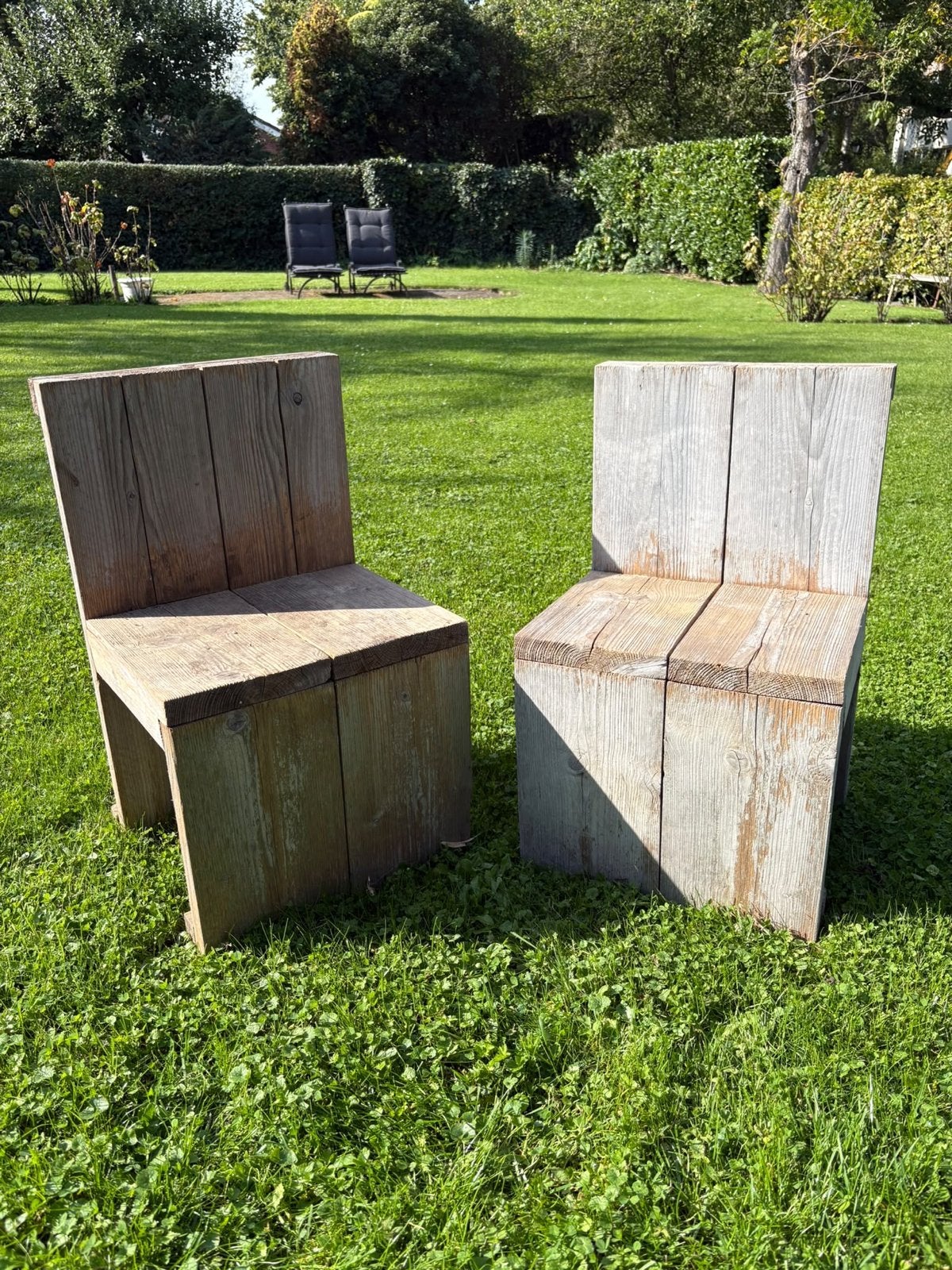 Twee robuuste houten kinderstoeltjes, Ophalen, Gebruikt, Hout