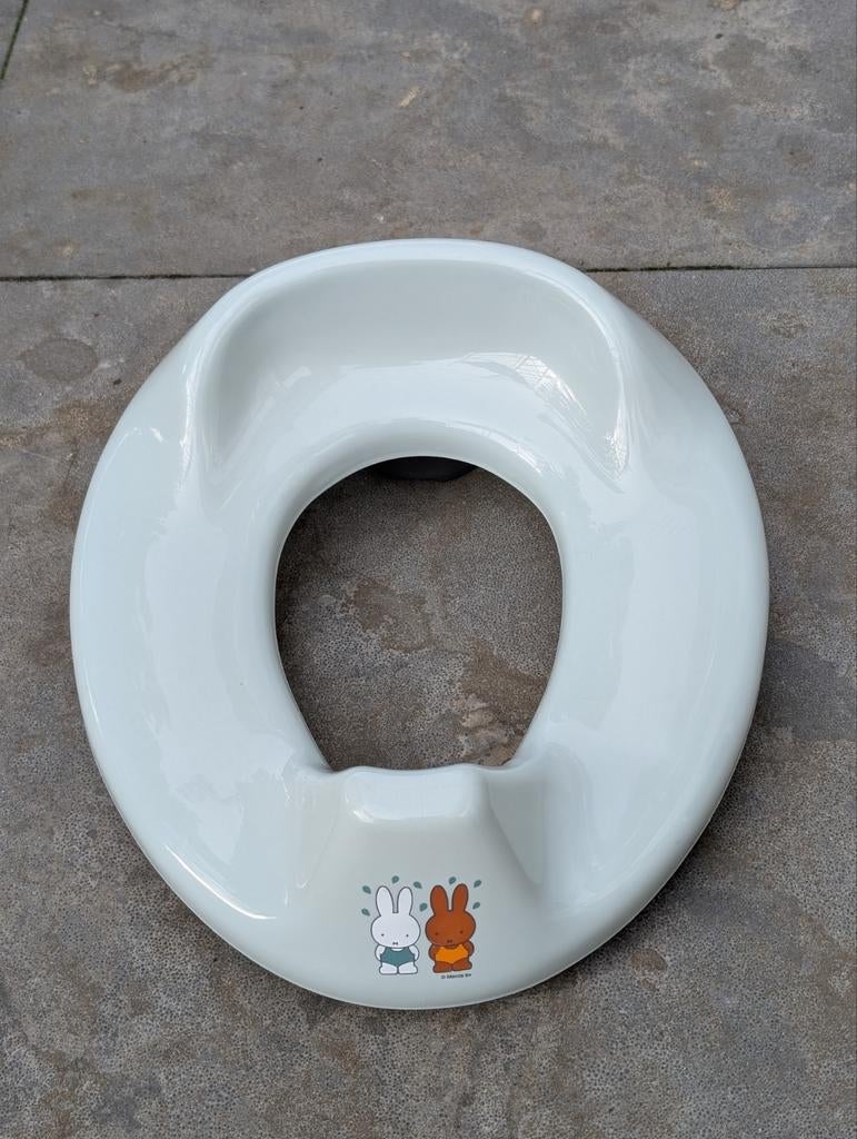 Toiletbril verkleiner/ brilverkleiner Nijntje, Kinderen en Baby's, Badjes en Verzorging, Ophalen of Verzenden, Zo goed als nieuw