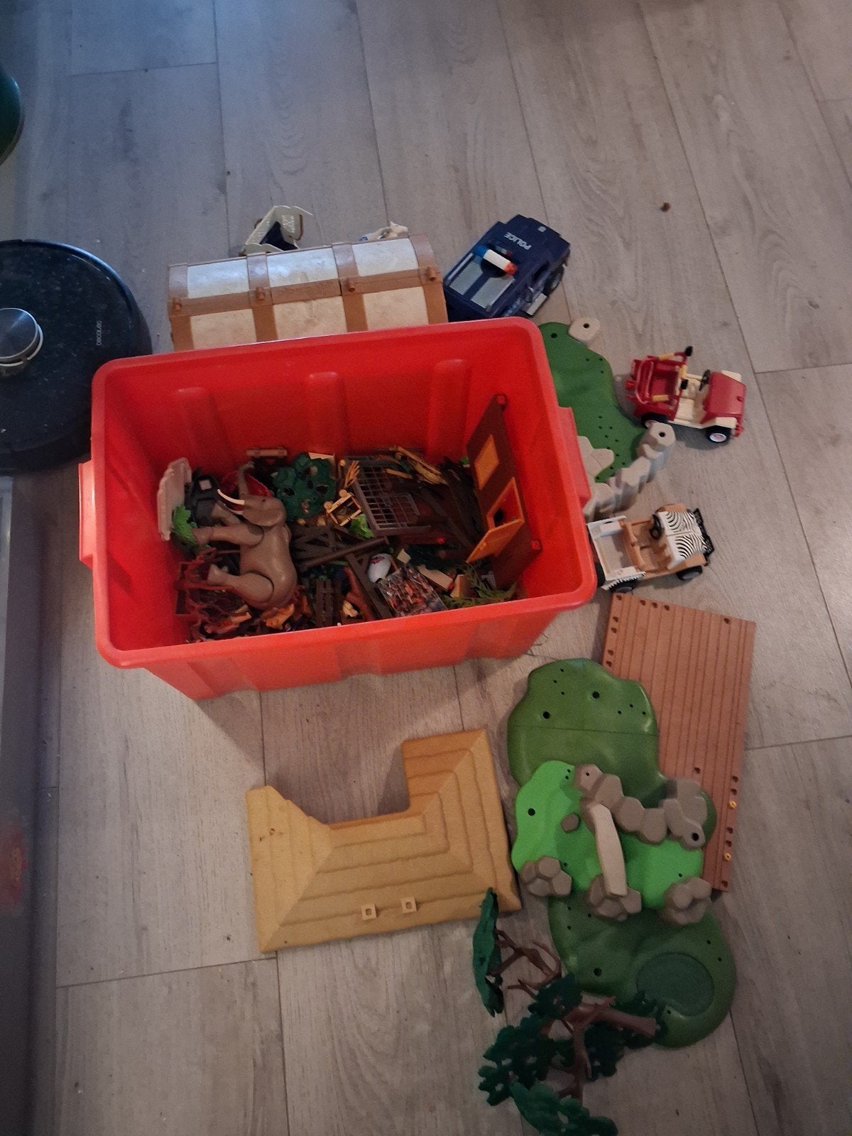 Foto 21 van Grote Playmobil collectie met poppenhuis en diverse sets
