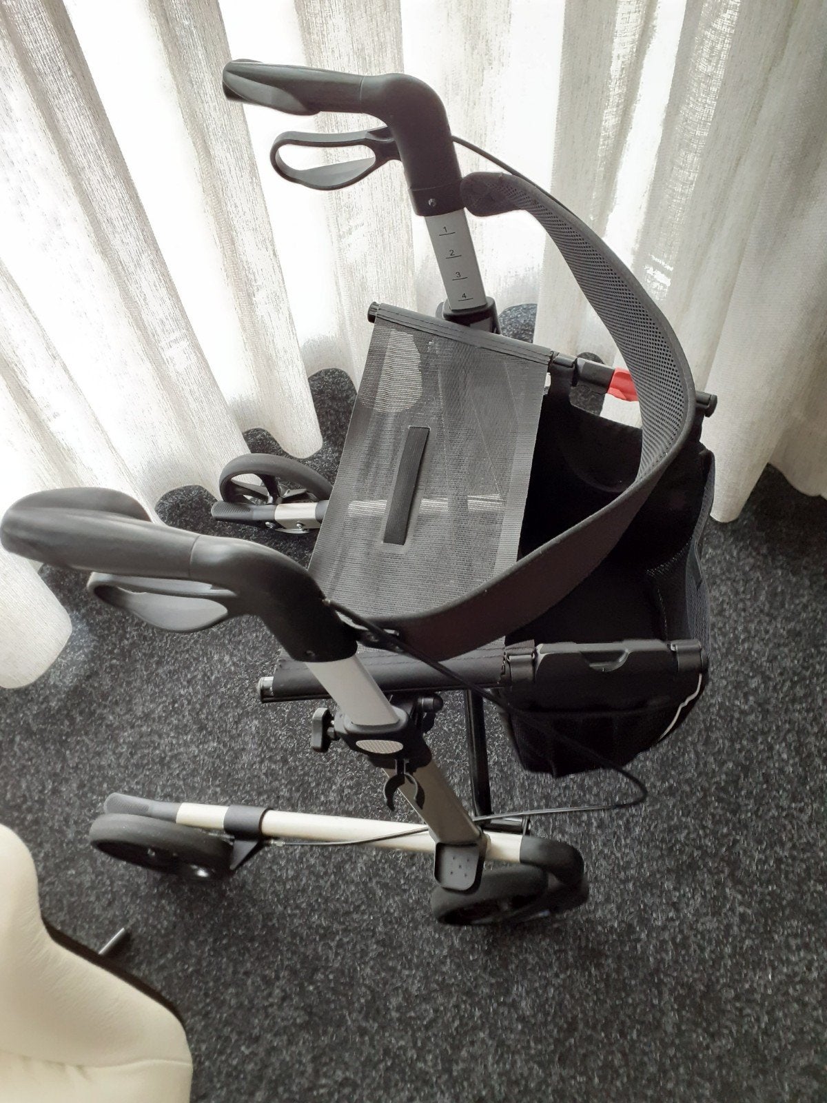 Server ultra lichtgewicht ROLLATOR HULPMIDDEL NIEUWSTAAT, Diversen, Ophalen, Opvouwbaar, Nieuw