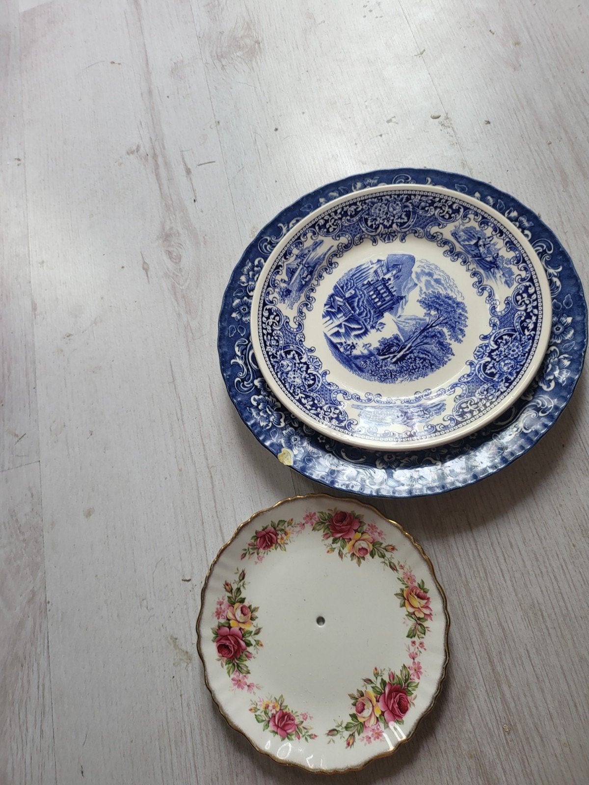 3 Vintage Borden: Blauw-wit en Bloemmotief, Ophalen of Verzenden