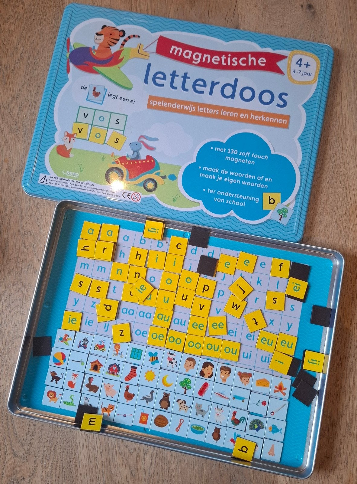 Magnetische Letterdoos - Spelenderwijs Letters Leren, Ophalen of Verzenden, Taal en Lezen
