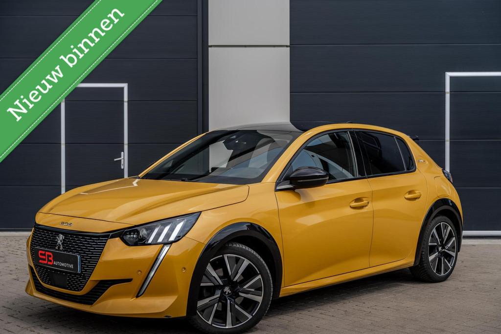 Peugeot 208 1.2 PureTech GT-Line Keyless|Navi|Carplay|VOL!, Zwart, 1199 cc, 1133 kg, Leder en Stof