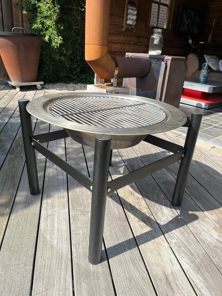 Vuurschaal, buitenhaard, BBQ rond 70cm, Ophalen, Gebruikt