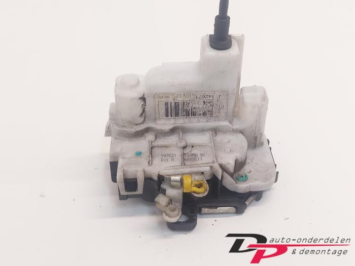 Deurslot Mechaniek 4Deurs links-voor van een Fiat Panda, Gebruikt, -, -, Ophalen of Verzenden