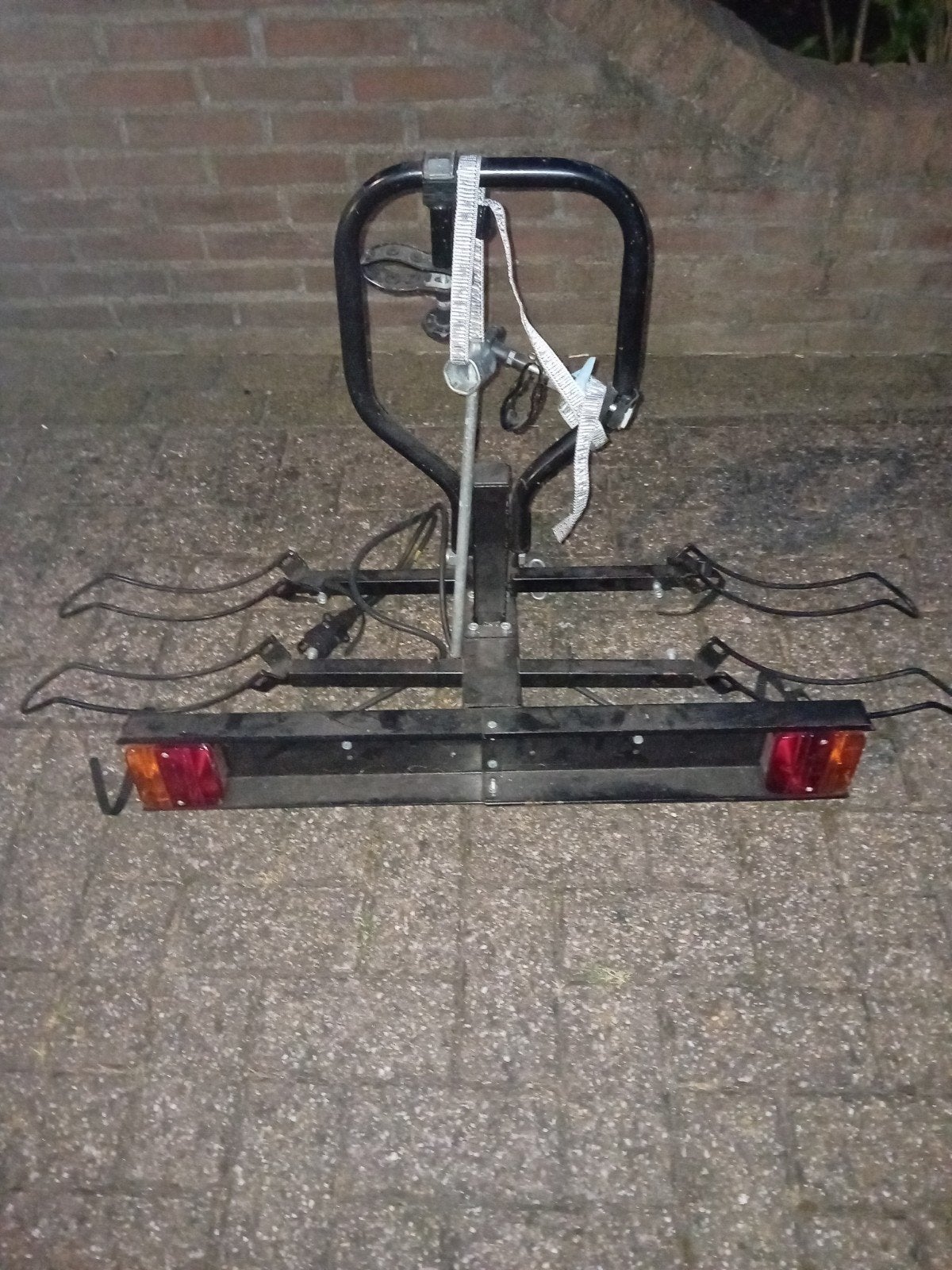 fietsendrager, Ophalen, 2 fietsen, Zo goed als nieuw, Trekhaakdrager