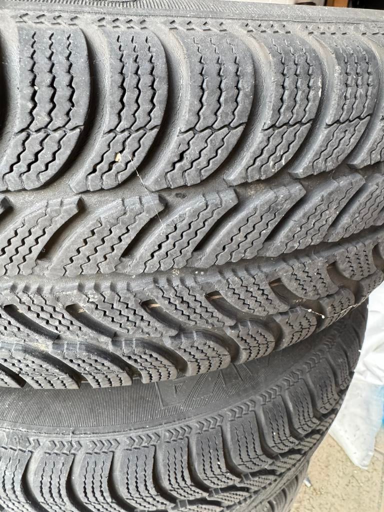 Winterbanden op stalen velg., Ophalen, Zo goed als nieuw