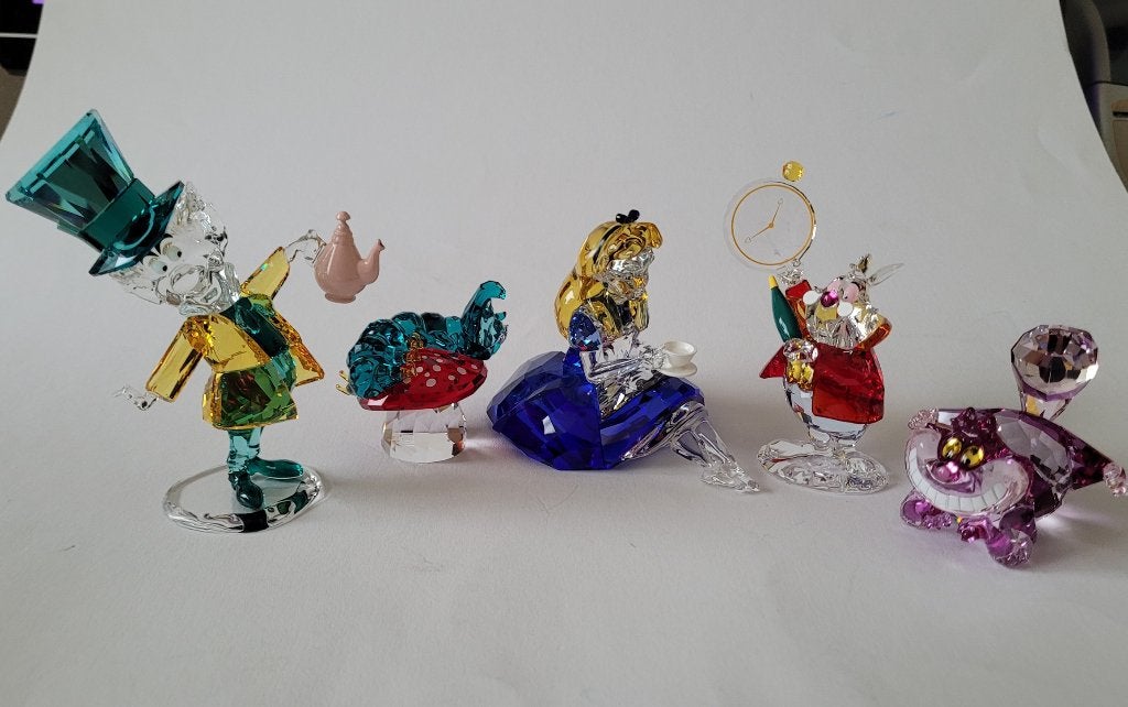 Swarovski Disney Alice in Wonderland Serie Compleet, Verzamelen, Swarovski, Nieuw, Figuurtje, Ophalen of Verzenden