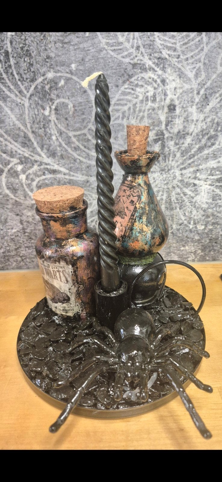 Uniek handgemaakt Witchy Poison Bottle Kandelaar 21x19cm, Ophalen of Verzenden, Metaal, Kandelaar, 21 cm