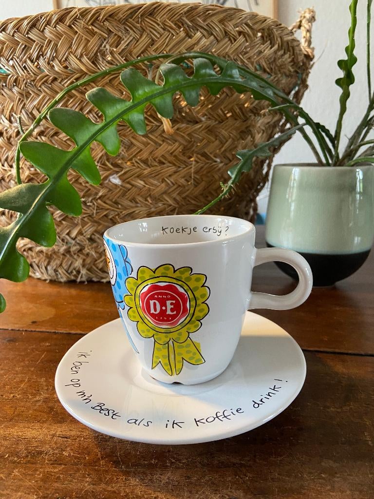 Blond Amsterdam DE cappuccino mok met schotel/bord  i.z.g.st, Huis en Inrichting, Keuken | Servies, Ophalen of Verzenden, Zo goed als nieuw