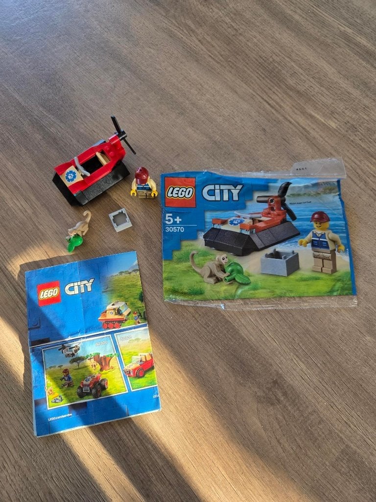 LEGO City 30570 Wildlife Rescue Hovercraft (polybag), Lego, Ophalen of Verzenden, Compleet, Complete set