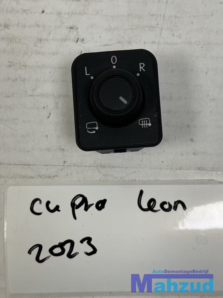 CUPRA LEON Spiegelverstellings schakelaar 3G0959565B 2020+, Auto-onderdelen, Dashboard en Schakelaars, Gebruikt, Autovia A-2, Km 585 585
08760  Martorell, ES