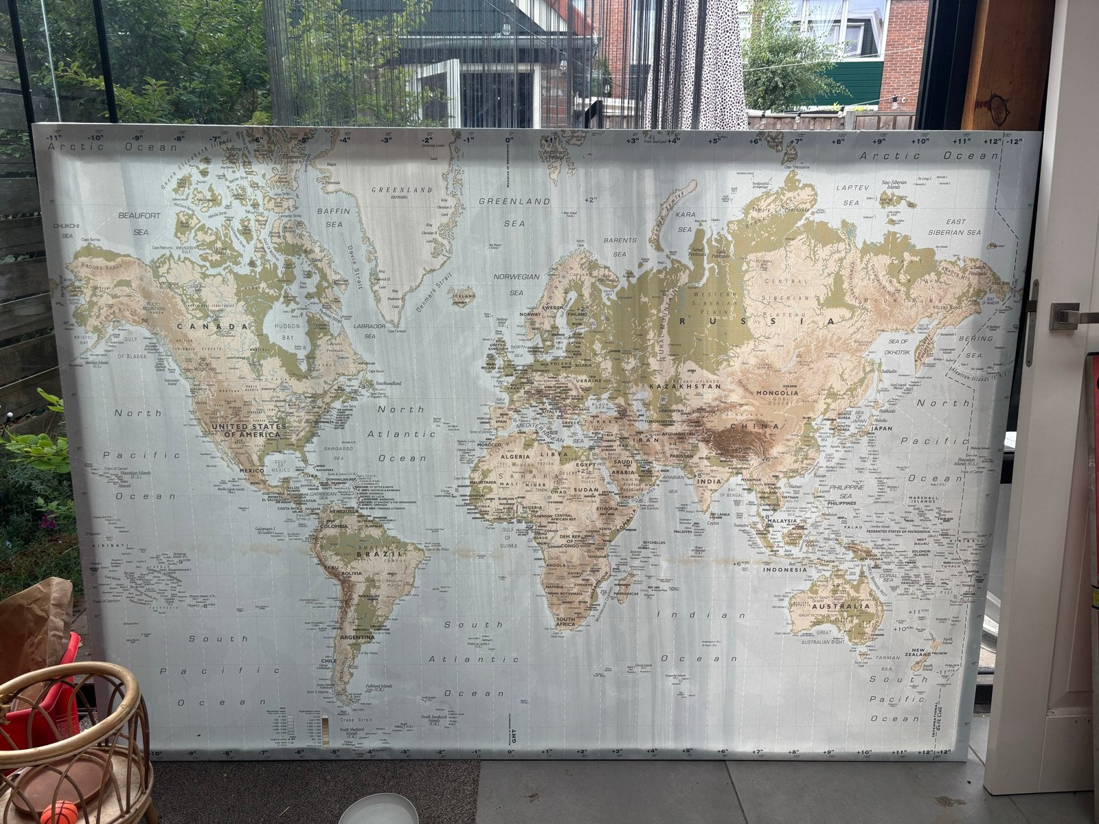 Grote Wereldkaart op Canvas - Decoratief en Educatief, Gebruikt, Overige materialen, Staatkundige wereldbol, Ophalen