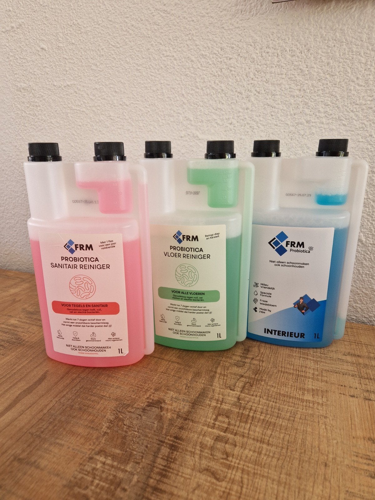 3 x FRM reinigers, Huis en Inrichting, Schoonmaakartikelen, Ophalen of Verzenden