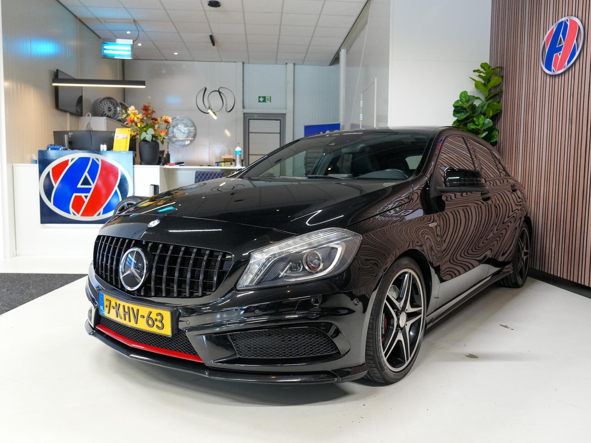 Mercedes-Benz A-klasse 250 Sport Ambition, Auto's, 730 kg, Gebruikt, 4 cilinders, Zwart