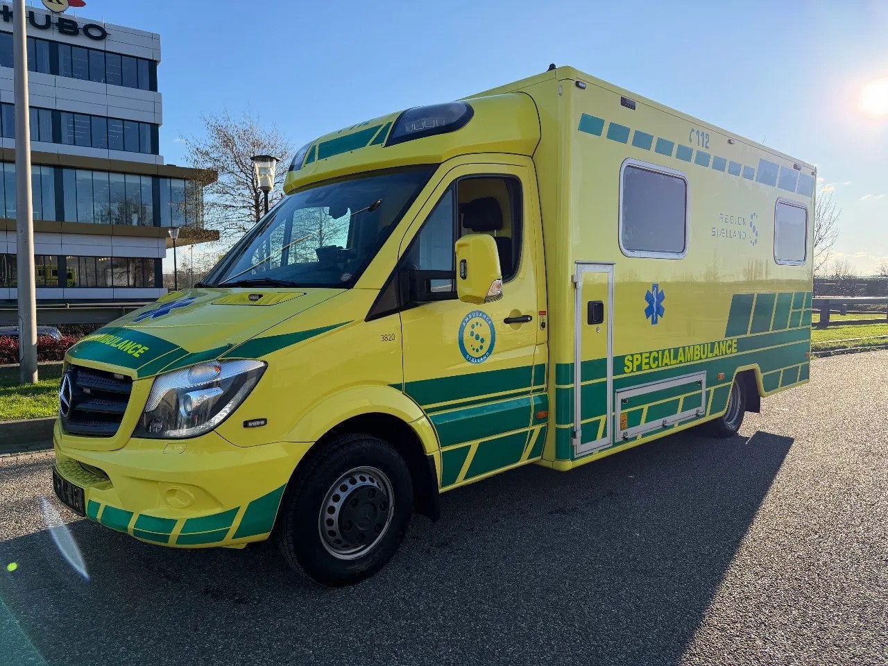 Mercedes-Benz Sprinter 519CDI Special Ambulance Laadklep Aut, Automaat, Gebruikt, Euro 6, 190 pk