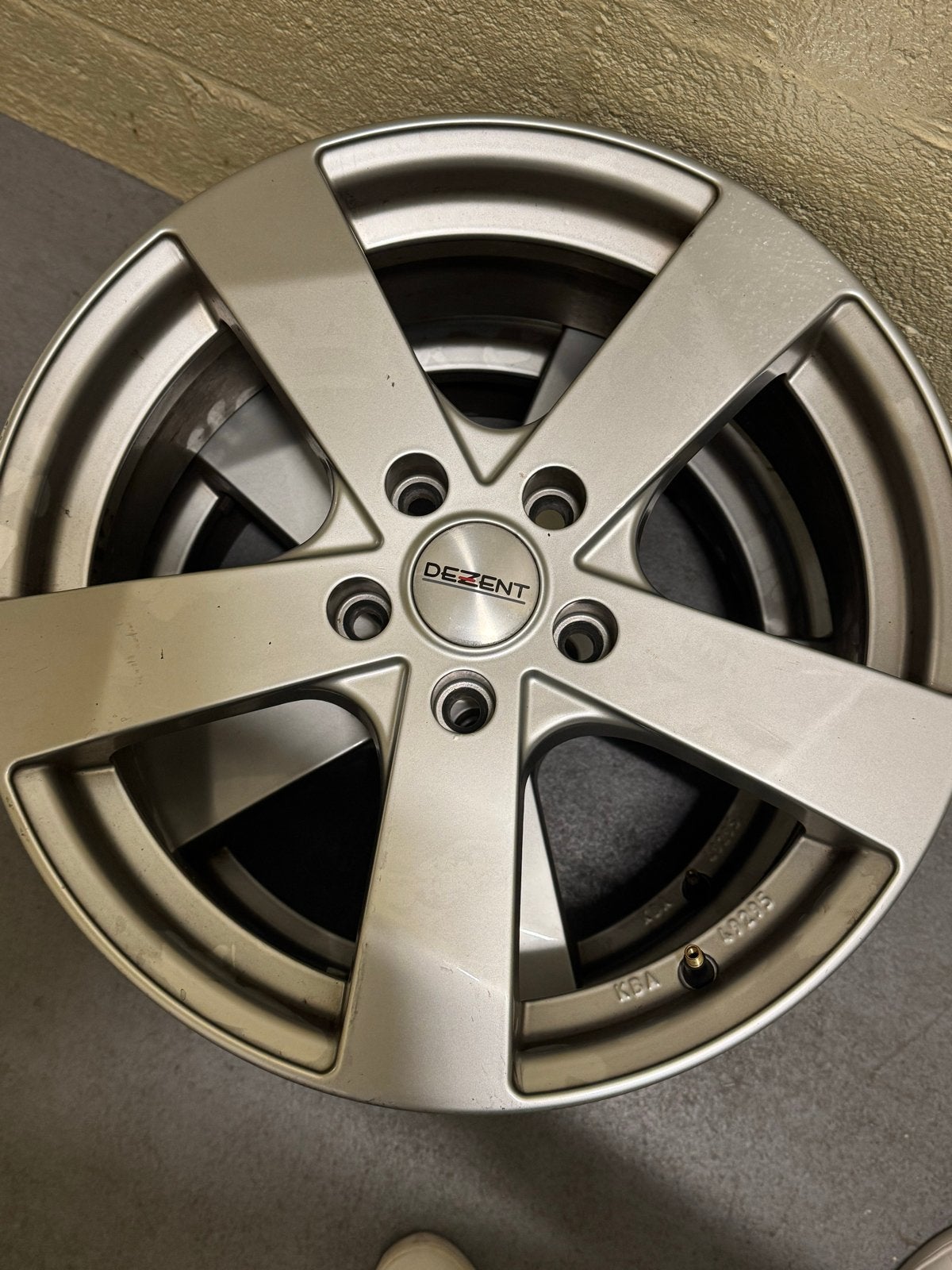 4 Velgen met Continental zomerbanden - 225/45 R17, Auto-onderdelen, Ophalen, Gebruikt, Banden en Velgen, 17 inch