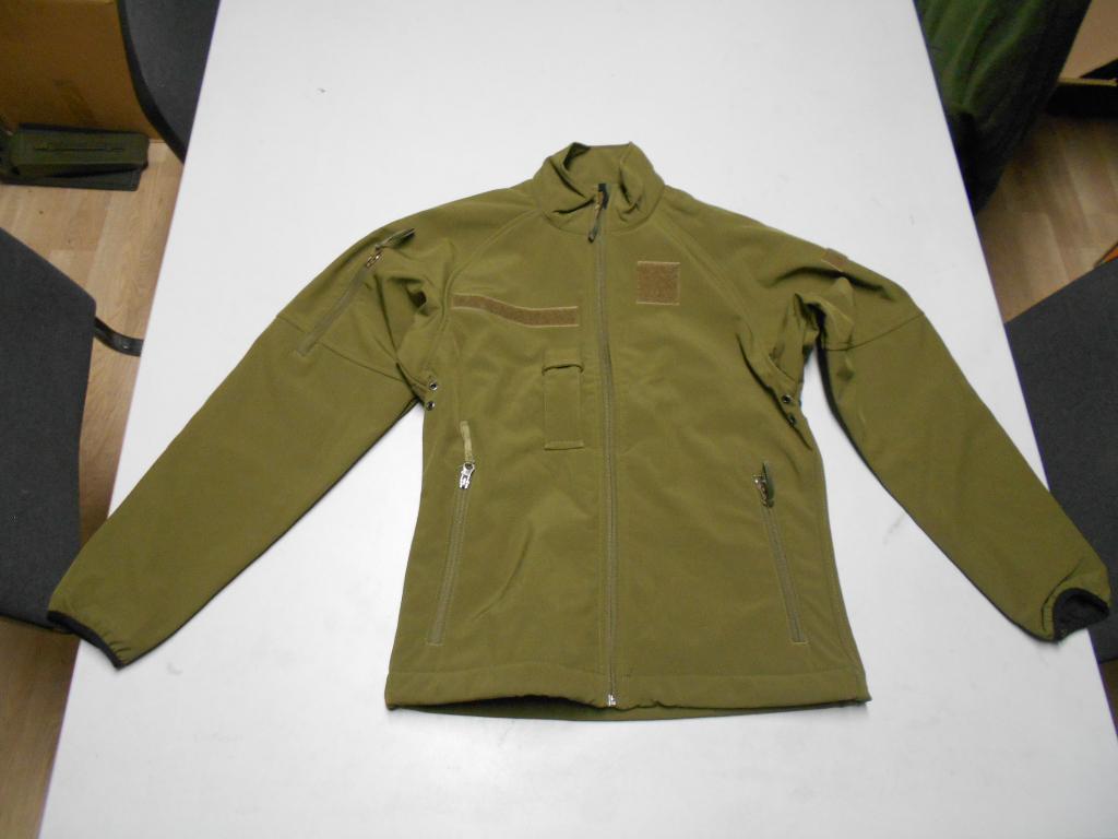 Softshell jas Nederlands leger maat XS (kindermaat) NIEUW, Ophalen of Verzenden, Landmacht, Nederland, Kleding of Schoenen