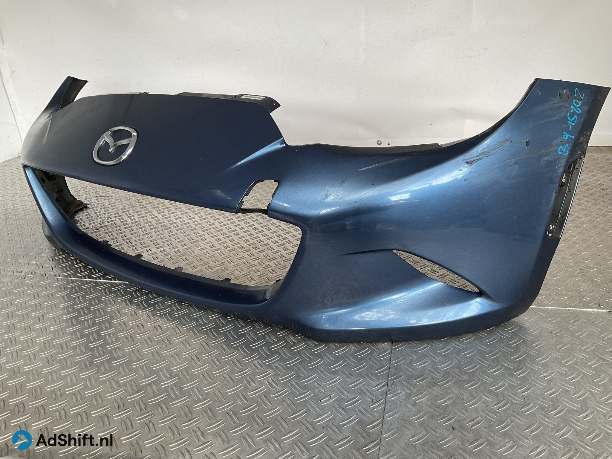 Bumper Mazda MX5 MX-5 N243-50031 Voorbumper B9-15808z, Bumper