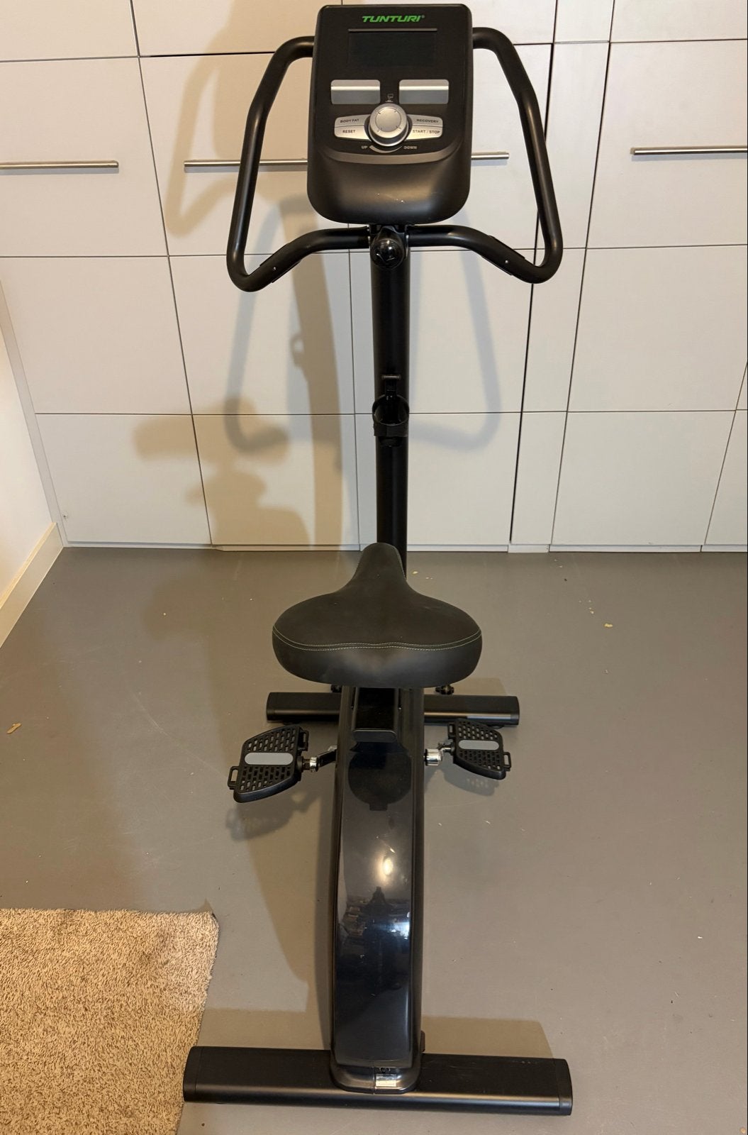 Tunturi Upright Bike F40 Hometrainer - Zo goed als nieuw, Ophalen, Zo goed als nieuw, Metaal, Benen