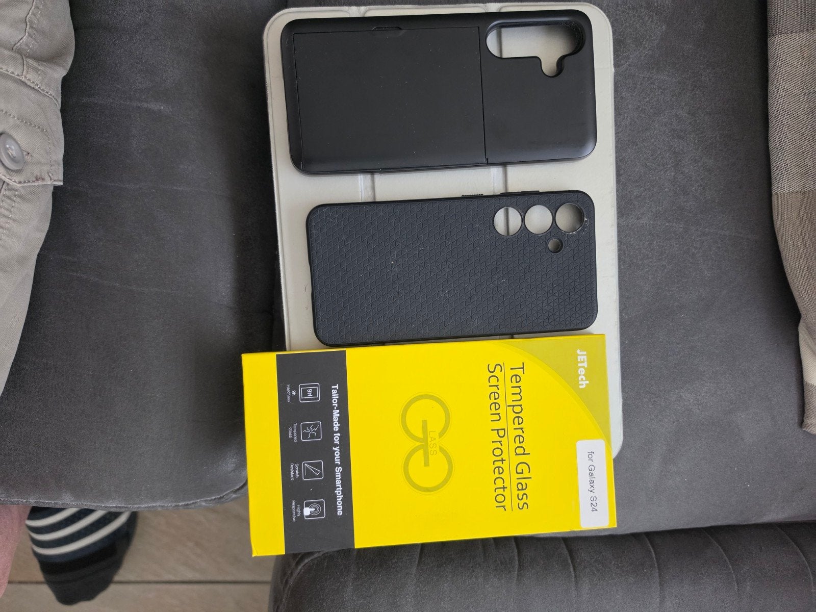 Foto 3 van Samsung Galaxy S24 128GB Zwart - Zo goed als nieuw