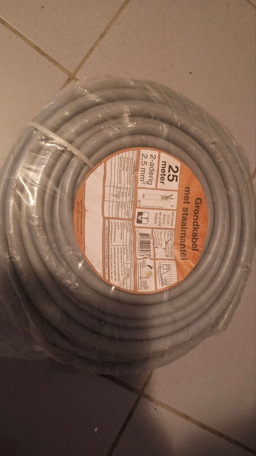 Grondkabel met staalmantel 2-aderig 2,5 mm² - 25 meter, Ophalen of Verzenden, Nieuw, Kabel of Snoer