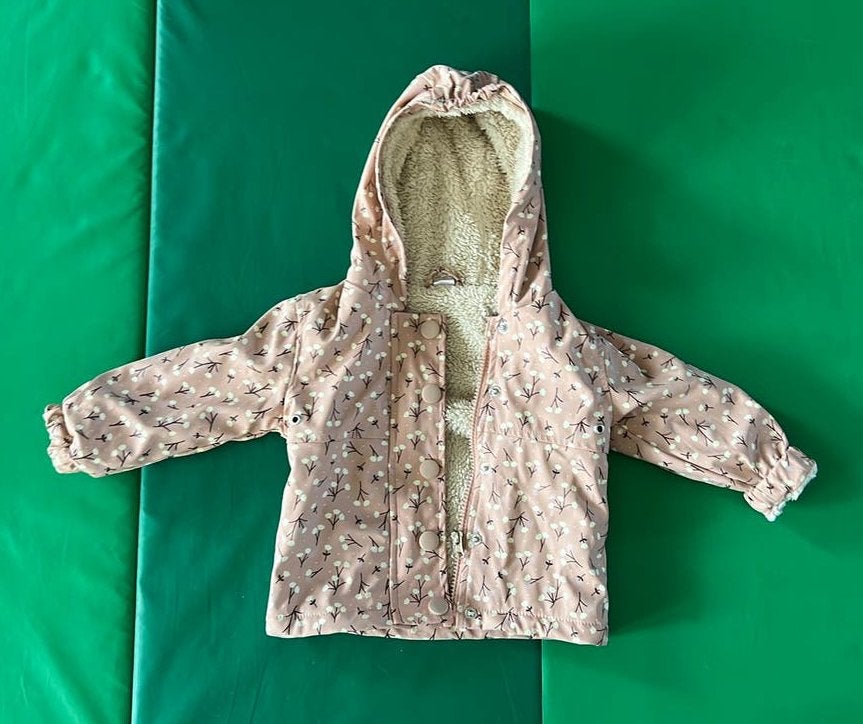 Baby regenjasje maat 74/80 herfst, Ophalen, Zo goed als nieuw, Meisje, Jasje