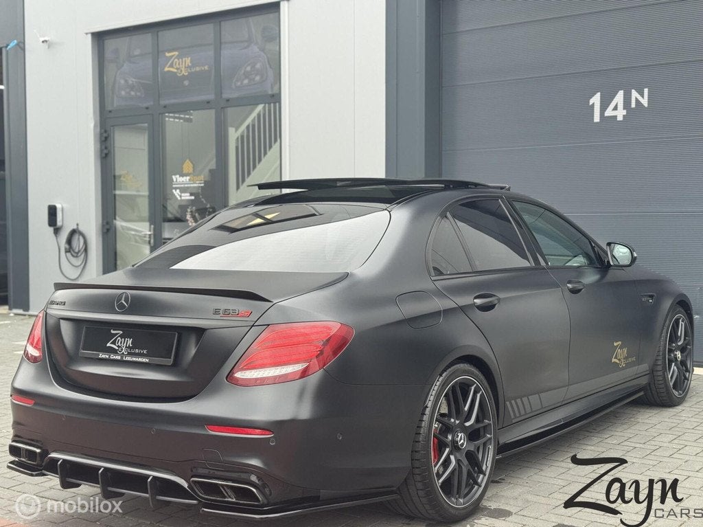 Mercedes E-klasse AMG 63 S 4MATIC Premium Plus | Kuipers |, Auto's, Mercedes-Benz, Automaat, Gebruikt, Zwart, Vierwielaandrijving