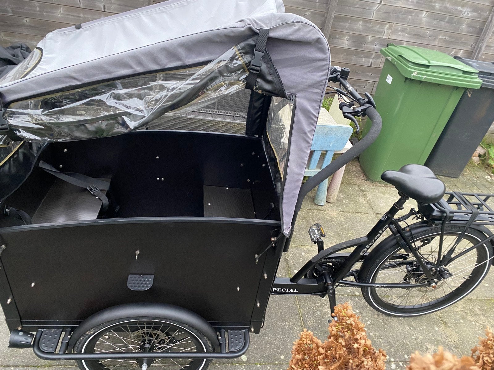 Qivelo City Driewieler Bakfiets - Nieuwe accu, 7 versn., 4 kinderen of meer, Gebruikt, Elektrisch, Ophalen
