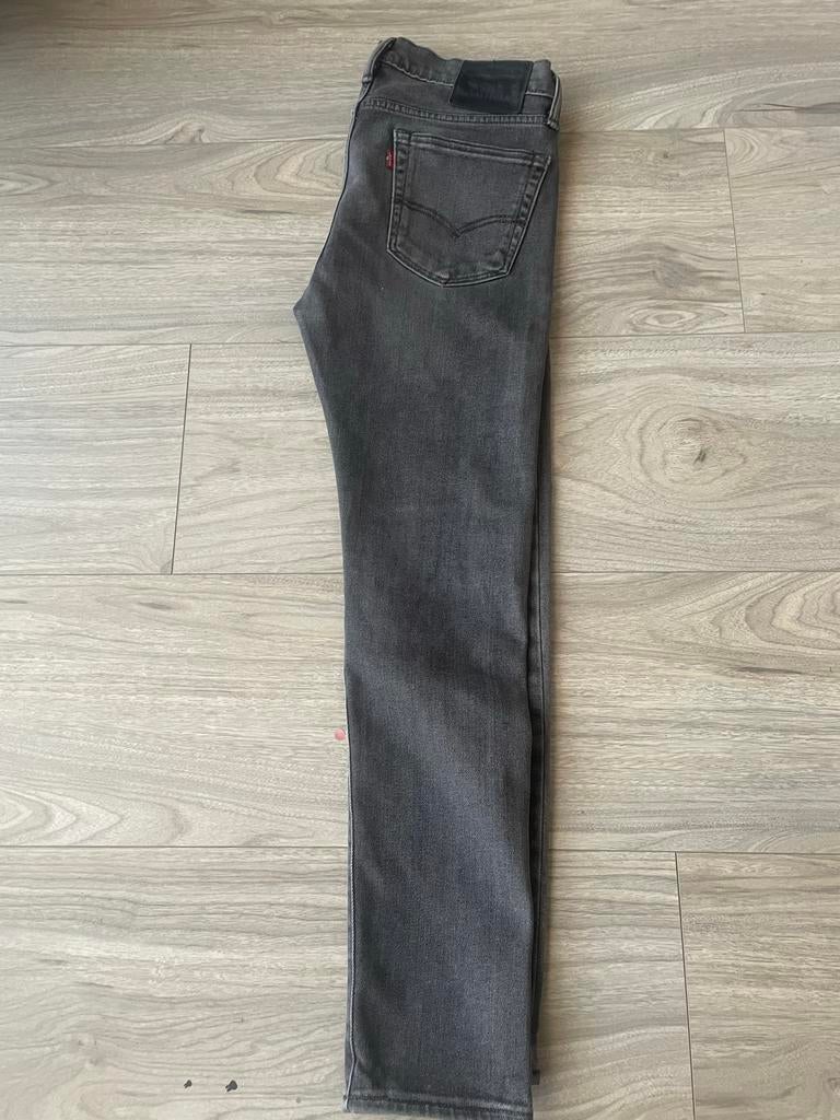 Originele Levi's 519 Jeans - Nieuwstaat - Maat 32/30, Ophalen of Verzenden, Zo goed als nieuw, Grijs, W32 (confectie 46) of kleiner