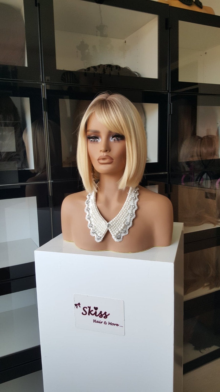 Pruik Pony/Lok: Uitgroei/Gemêleerd Blond - Boblijn - 35 cm, Sieraden, Tassen en Uiterlijk, Uiterlijk | Haarverzorging, Ophalen of Verzenden