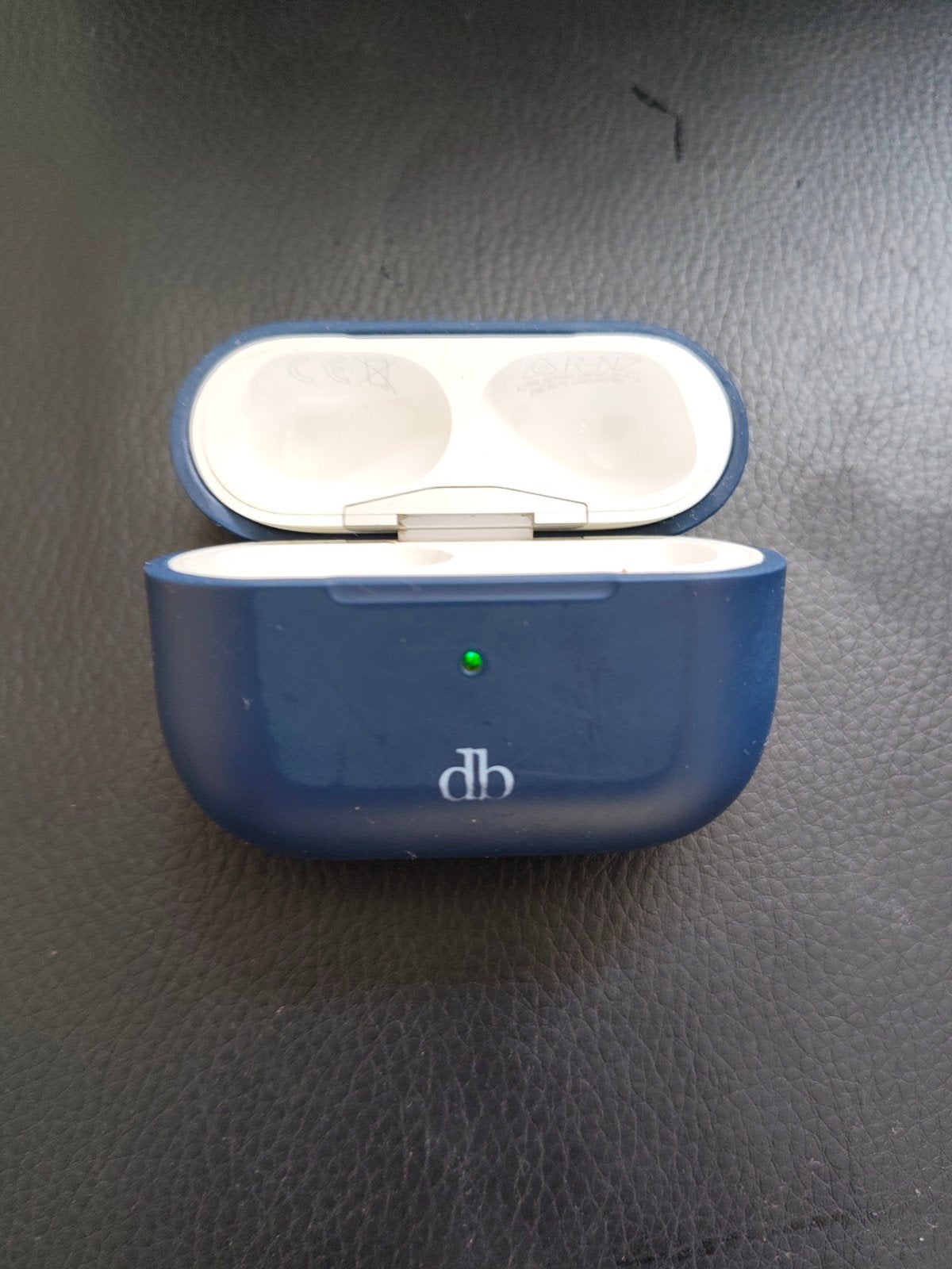 MagSafe-oplaadcase (Lightning) voor de Apple AirPods Pro (2e, Ophalen of Verzenden, Zo goed als nieuw