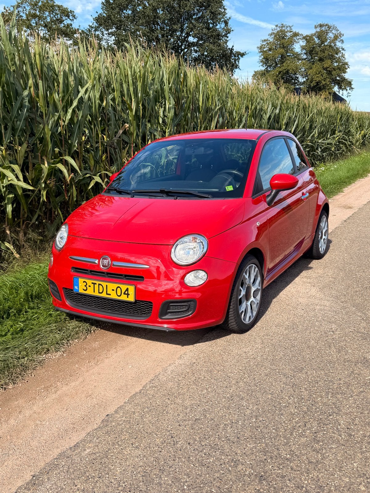 Fiat 500 0.9 Twinair 2014 Rood + uitgebreid kenteken raport, Auto's, Voorwielaandrijving, Euro 5, 905 kg, Origineel Nederlands