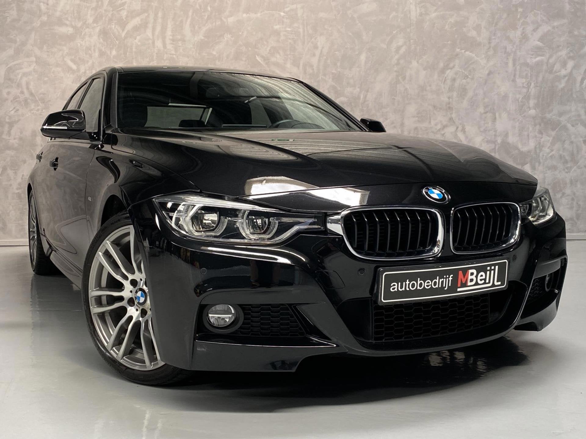 BMW 3-serie 330e /M-Pakket /Leder /Stoelverwarming, Auto's, Automaat, 1998 cc, Achterwielaandrijving, Gebruikt